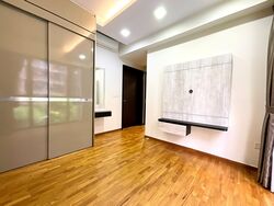 Sims Urban Oasis (D14), Condominium #360196981